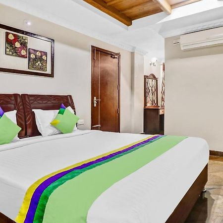 Treebo Symphony Hotels And Resorts Angamally Kizhake Chālakudi Eksteriør billede
