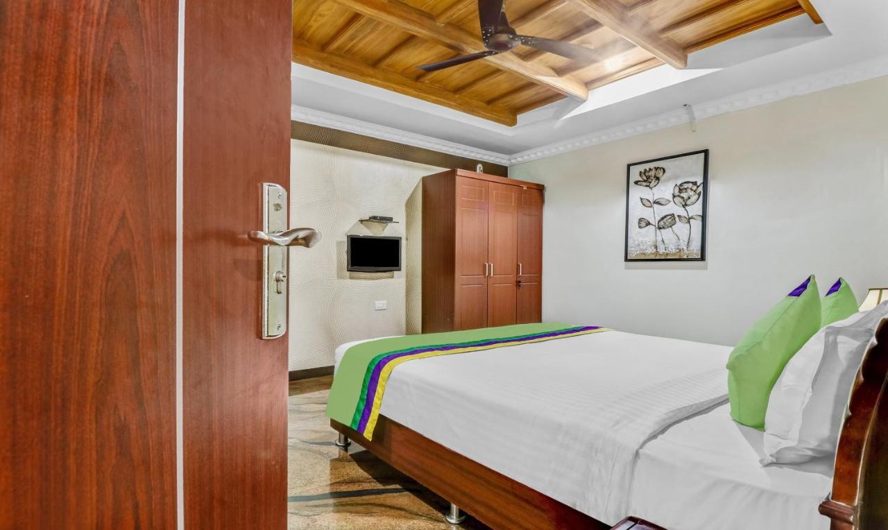 Treebo Symphony Hotels And Resorts Angamally Kizhake Chālakudi Eksteriør billede