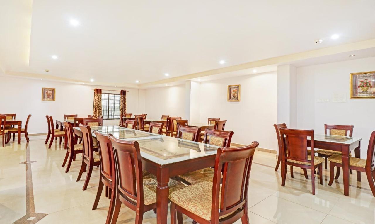 Treebo Symphony Hotels And Resorts Angamally Kizhake Chālakudi Eksteriør billede
