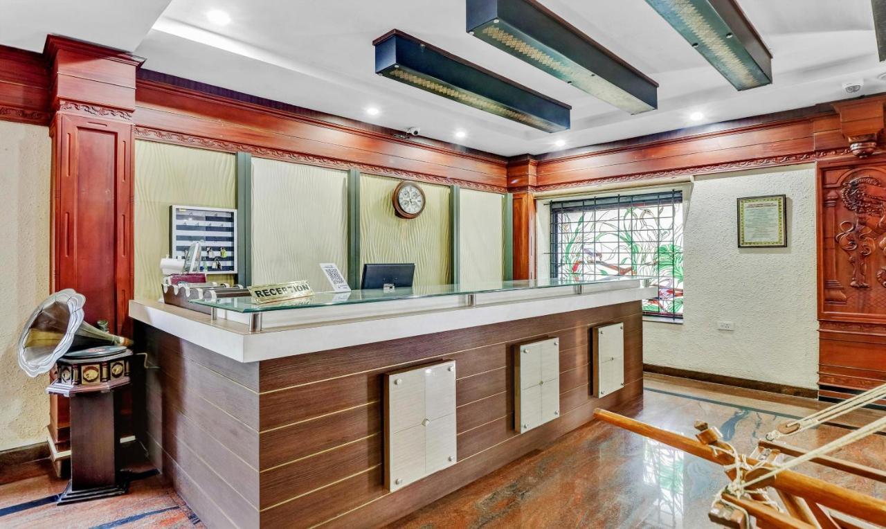 Treebo Symphony Hotels And Resorts Angamally Kizhake Chālakudi Eksteriør billede