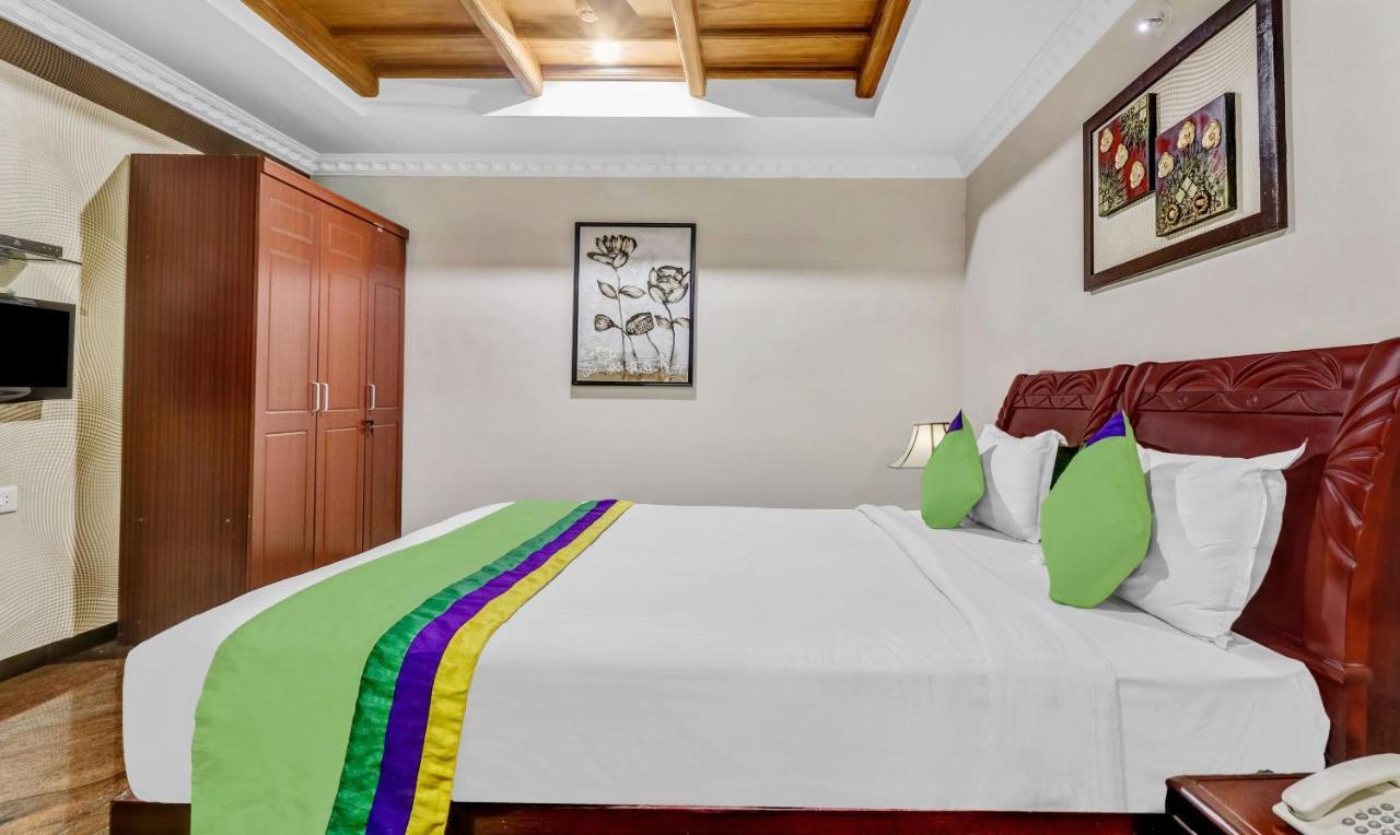 Treebo Symphony Hotels And Resorts Angamally Kizhake Chālakudi Eksteriør billede